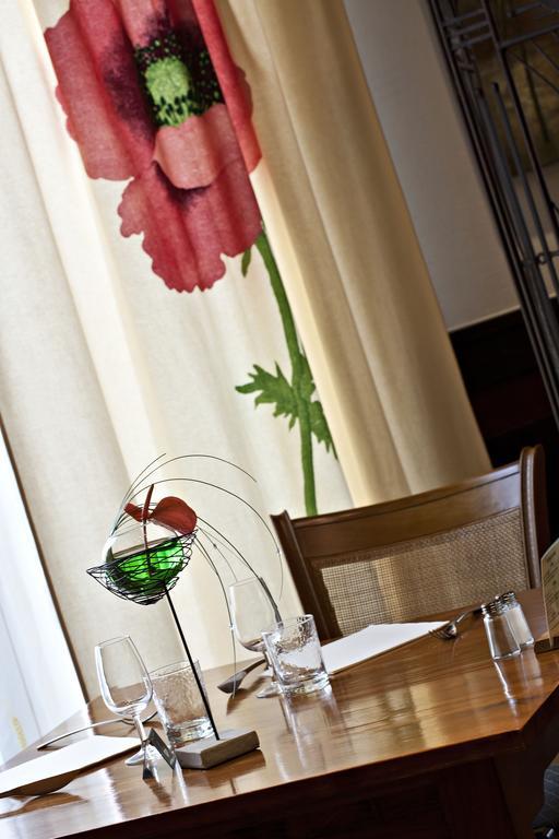 Logis Cottage Hotel Vandoeuvre-les-Nancy Ngoại thất bức ảnh